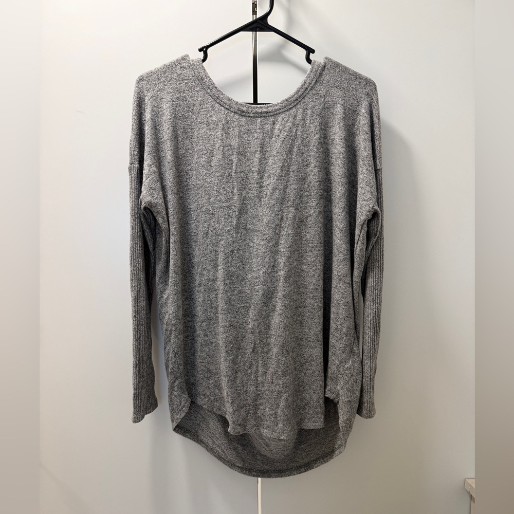 Express Gray Long-Sleeve Relaxed Knit Top
